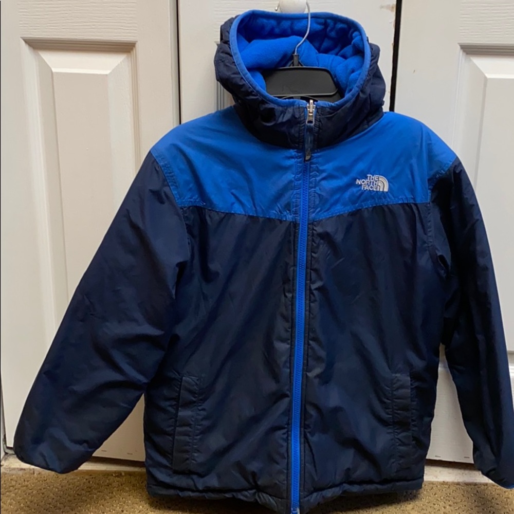 The North Face reversible boy coat, size (M) 10-12